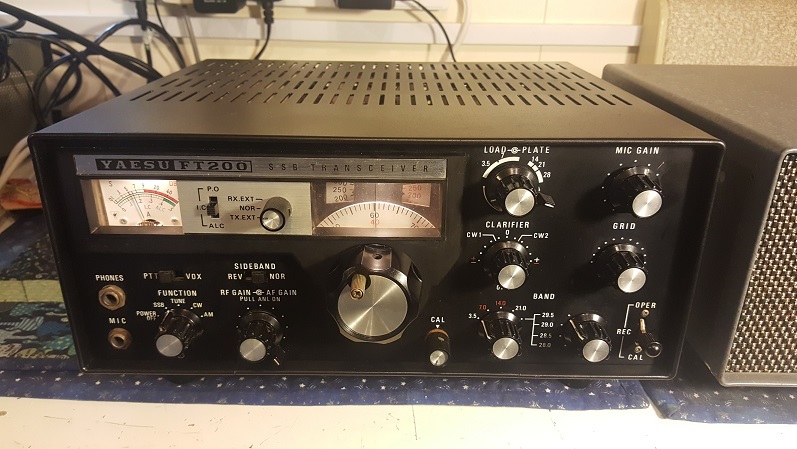 YAESU FT-101 SERIES  FRONT VFO DIAL COMPLETE W/BUSHINGS